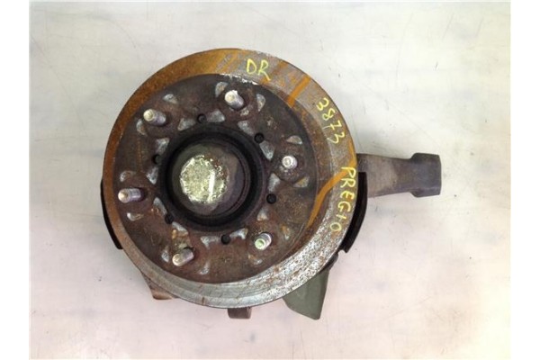 Recambio de mangueta delantero derecha para kia pregio furgón (tb) 2.7 d referencia OEM IAM K72F33021C  