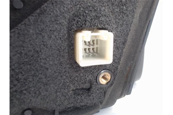 Recambio de retrovisor electrico derecho para mazda 3 berlina (bk) referencia OEM IAM BP4L69120K28  