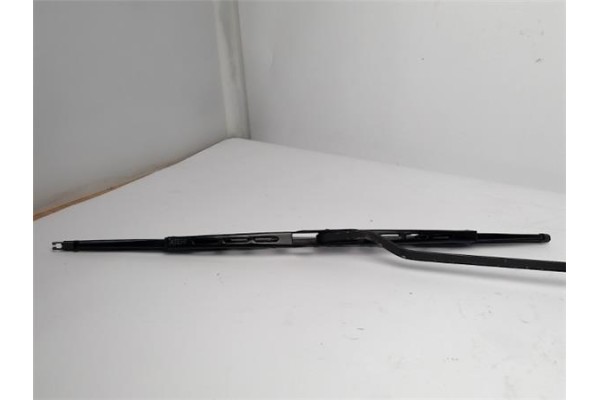 Recambio de brazo limpiaparabrisas delantero izquierdo para ford escort berlina 1.6 laser referencia OEM IAM 91AG17526A1A ESCORT