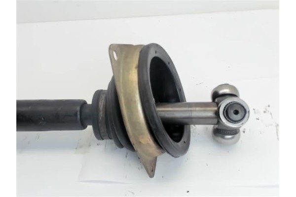 Recambio de palier delantero izquierdo para renault 19 ii (b/c53_) 1.8 16v (b/c53d) referencia OEM IAM   