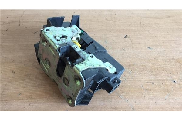 Recambio de cierre electromagnetico delantero izquierdo para renault laguna (b56) 1.8 rn (b56b) referencia OEM IAM   