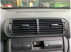 Recambio de rejilla entrada de aire para seat toledo (1m2) 1.6 referencia OEM IAM 1M082095140N  