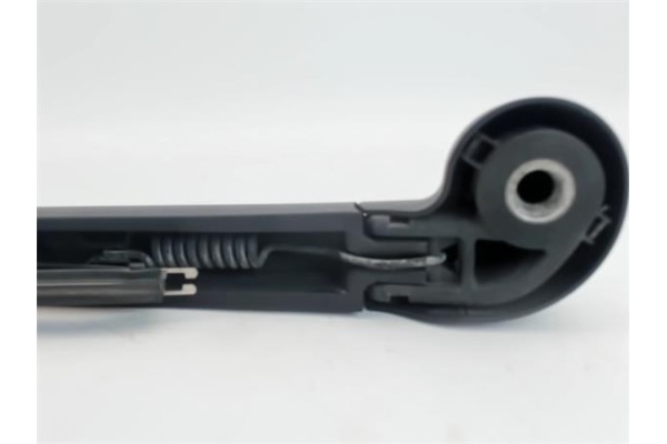 Recambio de brazo limpiaparabrisas trasero para peugeot partner combispace (5f) 2.0 hdi referencia OEM IAM 6429V5 723180387 6423