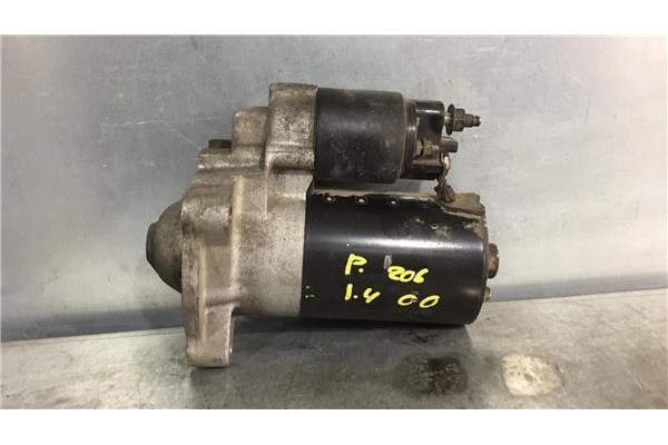 Recambio de motor arranque para peugeot 206 berlina (1998) 1.4 i referencia OEM IAM  0001112041 