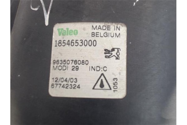 Recambio de faro antiniebla derecho para peugeot 206 referencia OEM IAM  1854653000 