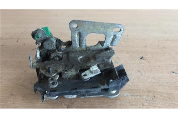 Recambio de cierre electromagnetico delantero derecho para renault r 5 (b/c40) 1.4 gtl (b/c 402, c 407) referencia OEM IAM   