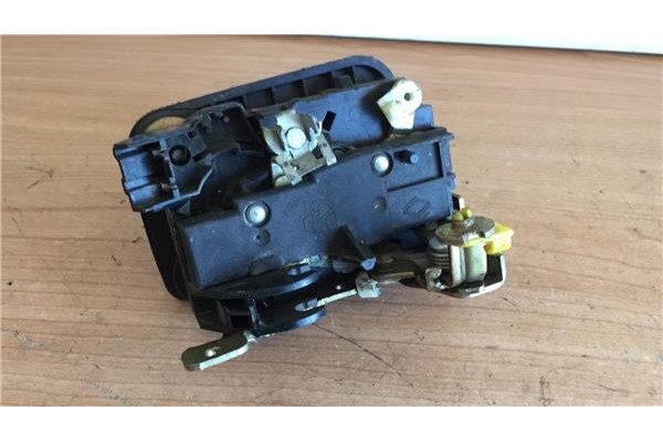 Recambio de cierre electromagnetico delantero derecho para renault kangoo i (f/kc0) 1.2 rt referencia OEM IAM   