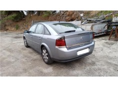opel vectra c berlina del año 2004