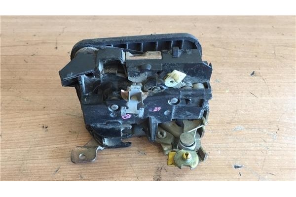 Recambio de cierre electromagnetico delantero derecho para renault kangoo i (f/kc0) 1.2 rt referencia OEM IAM   