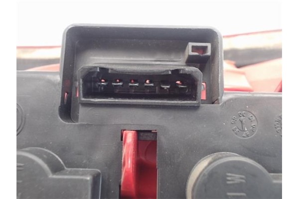 Recambio de piloto trasero derecho para skoda octavia combi (1u5) referencia OEM IAM 1U9945096 1U9945112 