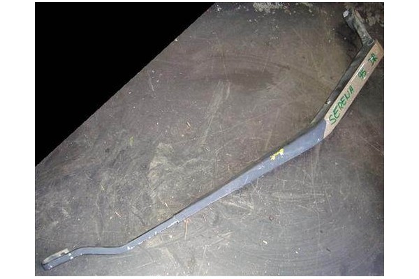 Recambio de brazo limpiaparabrisas delantero para nissan serena (c23m)(1992) 2.3 d referencia OEM IAM   