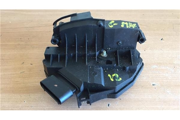 Recambio de cierre electromagnetico delantero derecho para ford c-max (cb7) 1.6 titanium referencia OEM IAM US1812BC AM5A 
