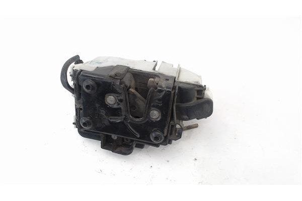 Recambio de cierre electromagnetico delantero derecho para seat ibiza (6k1) 1.9 sdi referencia OEM IAM 6K3837016C   Recambio de cierre electromagnetico delantero derecho para seat ibiza (6k1) 1.9 sdi referencia OEM IAM 6K3837016C