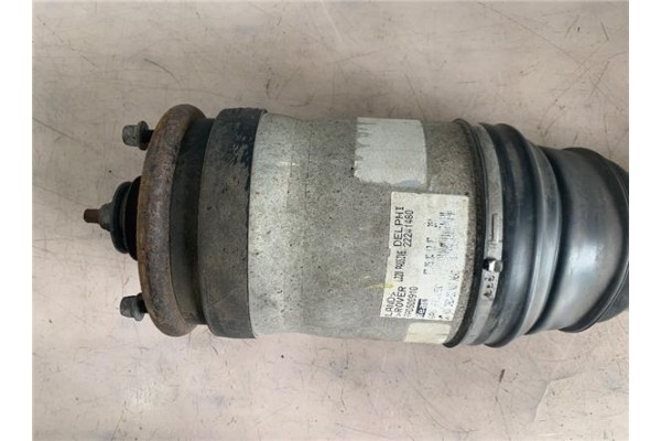 Recambio de amortiguador trasero izquierdo para land rover range rover sport 2.7 v6 td s referencia OEM IAM RPD501020 AS00102 RP