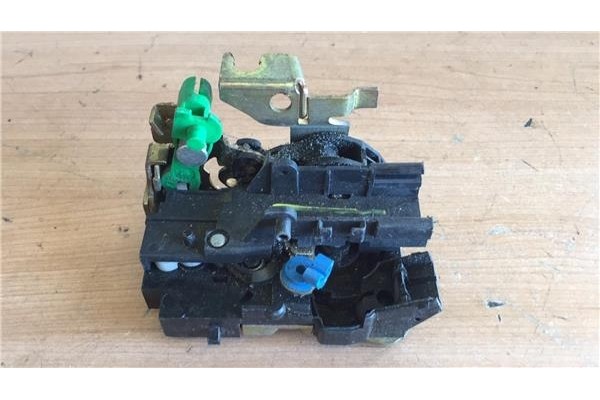 Recambio de cierre electromagnetico trasero derecho para renault kangoo i (f/kc0) 1.2 rt referencia OEM IAM   