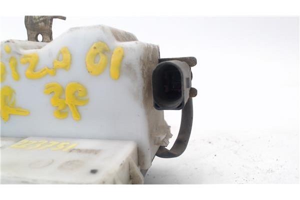 Recambio de cierre electromagnetico delantero derecho para seat ibiza (6k1) 1.9 sdi referencia OEM IAM 6K3837016C   Recambio de cierre electromagnetico delantero derecho para seat ibiza (6k1) 1.9 sdi referencia OEM IAM 6K3837016C