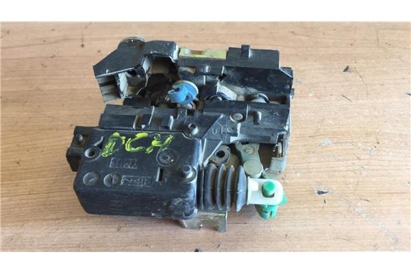 Recambio de cierre electromagnetico trasero derecho para renault kangoo i (f/kc0) 1.2 rt referencia OEM IAM   
