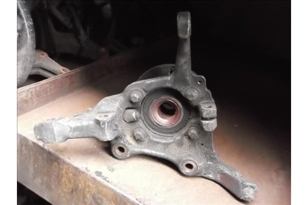 Recambio de mangueta delantero derecha para volvo c70 coupe 2.3 t referencia OEM IAM   