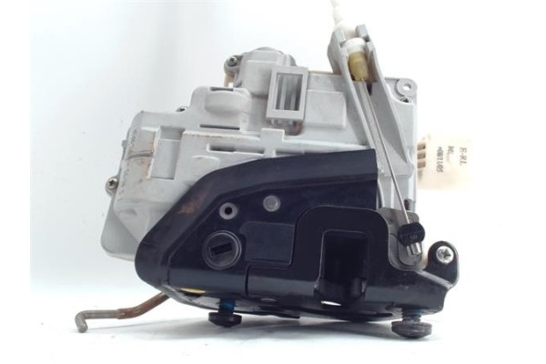 Recambio de cierre electromagnetico trasero izquierdo para audi a4 avant (8e) 2.0 tdi 16v referencia OEM IAM 8E0839015AA  