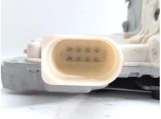 Recambio de cierre electromagnetico trasero izquierdo para audi a4 avant (8e) 2.0 tdi 16v referencia OEM IAM 8E0839015AA  