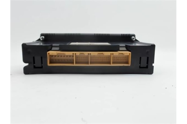 Recambio de mandos climatizador para audi a3 (8l)(1996) 1.8 ambiente [1,8 ltr. - 92 kw 20v] referencia OEM IAM 8L0820043M 5HB007