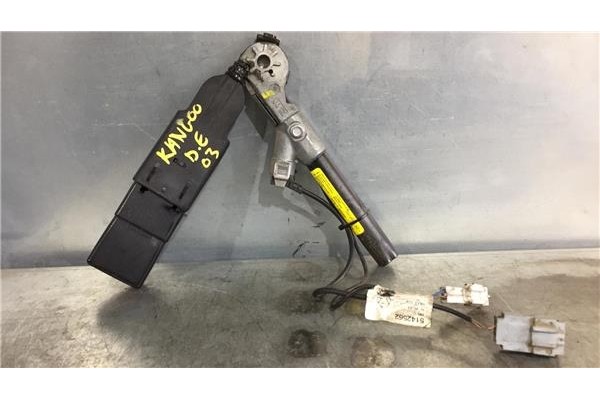Recambio de anclaje cinturon delantero izquierdo para renault kangoo i (f/kc0)(1997) 1.5 dci (kc08, kc09) referencia OEM IAM 820