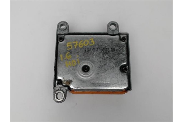 Recambio de brazo inferior trasero derecho para land rover range rover sport 2.7 v6 td s referencia OEM IAM RGG500304 720LL09R L