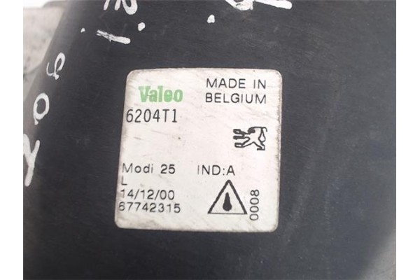 Recambio de faro antiniebla izquierdo para peugeot 206 referencia OEM IAM  6204T1 