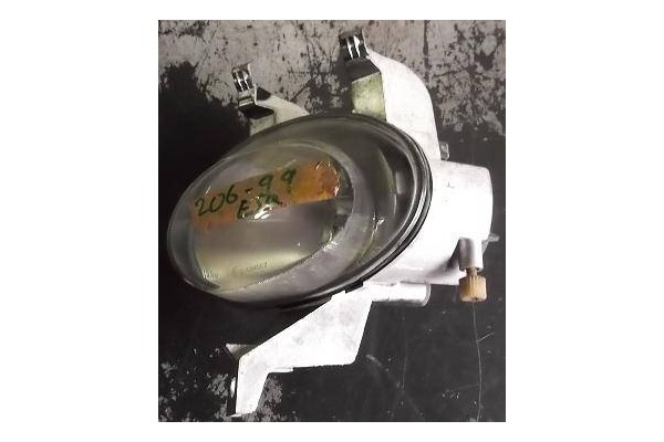Recambio de faro antiniebla para peugeot 206 berlina (1998) 1.6 i referencia OEM IAM   