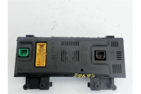 Recambio de mandos climatizador para citroen c4 berlina 1.6 hdi referencia OEM IAM 96580284577 281138632 