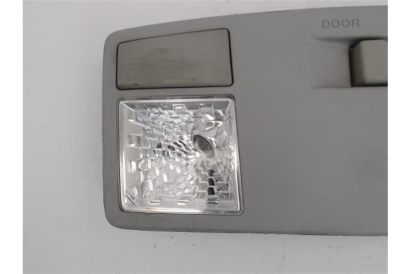 Recambio de luz delantero central techo para mazda 3 berlina (bl) referencia OEM IAM    Recambio de luz delantero central techo para mazda 3 berlina (bl) referencia OEM IAM
