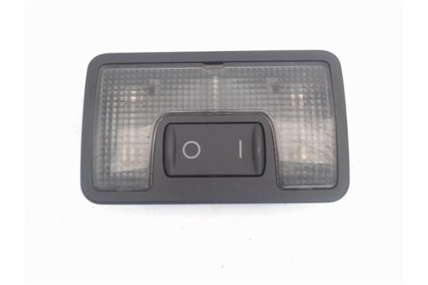 Recambio de luz interior techo para audi a6 avant (4b5) referencia OEM IAM 4B9947123S  