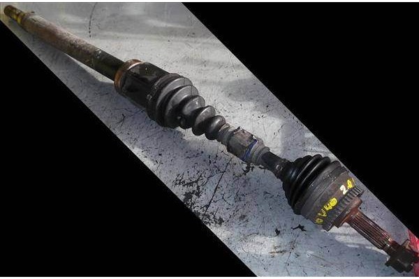 Recambio de palier delantero derecho para volvo v40 familiar (1995) 2.0 referencia OEM IAM   