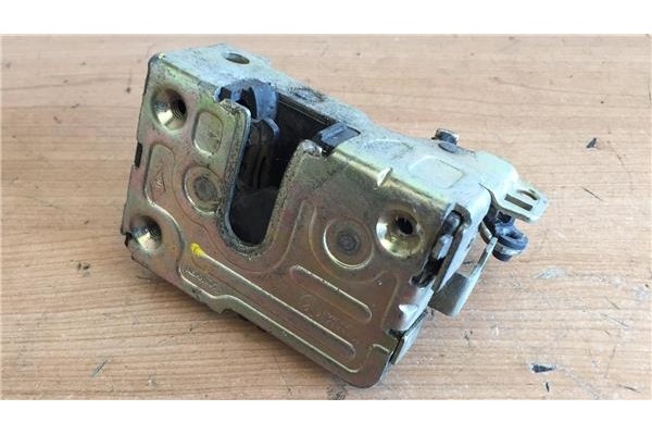 Recambio de cierre electromagnetico trasero derecho para renault megane i scenic (ja0) 1.9 d alize referencia OEM IAM   