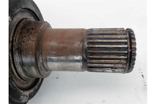 Recambio de palier delantero derecho para rover maestro 2.0 d referencia OEM IAM   