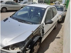 peugeot 206 del año 2000