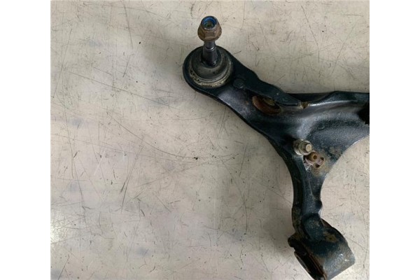 Recambio de brazo superior delantero izquierdo para land rover range rover sport 2.7 v6 td s referencia OEM IAM RBJ500850 TC3026