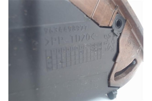 Recambio de rejilla entrada de aire para peugeot 307 (s1) 1.6 xn referencia OEM IAM 9634498977  
