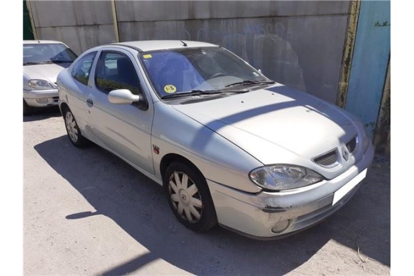 renault megane i fase 2 coupe (da...) del año 2001