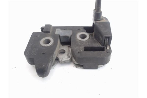 Recambio de cierre electromagnetico porton para ford fiesta (cbk) 1.4 newport referencia OEM IAM A43102BC  