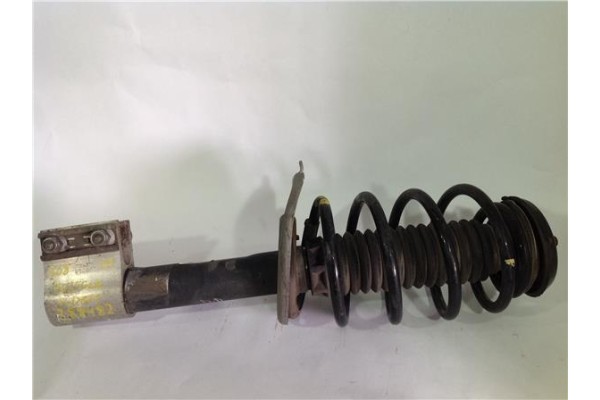 Recambio de amortiguador delantero derecho para peugeot 308 sw 2.0 hdi referencia OEM IAM 520822  