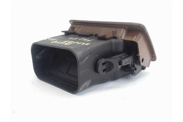 Recambio de rejilla entrada de aire para peugeot 307 (s1) 1.6 xn referencia OEM IAM 9634499077   Recambio de rejilla entrada de aire para peugeot 307 (s1) 1.6 xn referencia OEM IAM 9634499077