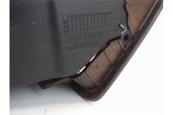 Recambio de rejilla entrada de aire para peugeot 307 (s1) 1.6 xn referencia OEM IAM 9634499077   Recambio de rejilla entrada de aire para peugeot 307 (s1) 1.6 xn referencia OEM IAM 9634499077