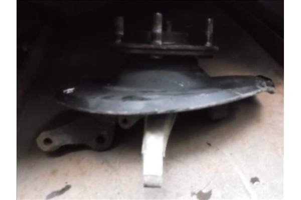 Recambio de mangueta delantero derecha para volvo v40 familiar 2.0 referencia OEM IAM   