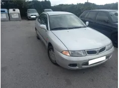 mitsubishi carisma berlina 5 (da0) del año 1998