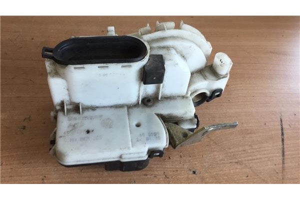 Recambio de cierre electromagnetico delantero izquierdo para seat ibiza (6k)(1993) 1.4 clx [1,4 ltr. - 44 kw] referencia OEM IAM