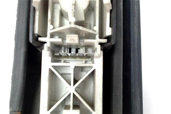 Recambio de piloto trasero izquierdo para renault rapid /express (f40) referencia OEM IAM   