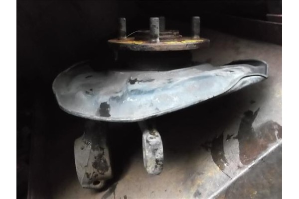 Recambio de mangueta delantero derecha para rover 200 fastback (xw) 216 gsi referencia OEM IAM   