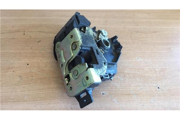 Recambio de cierre electromagnetico delantero derecho para ford focus berlina (cak) 1.6 ghia referencia OEM IAM   