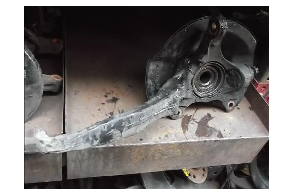 Recambio de mangueta delantero derecha para rover rover 400 (rt) 420 d referencia OEM IAM   